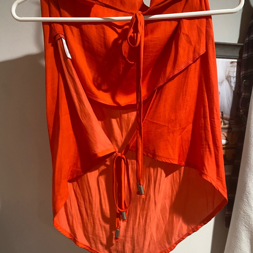 Black less blouse - Picture 2 of 2